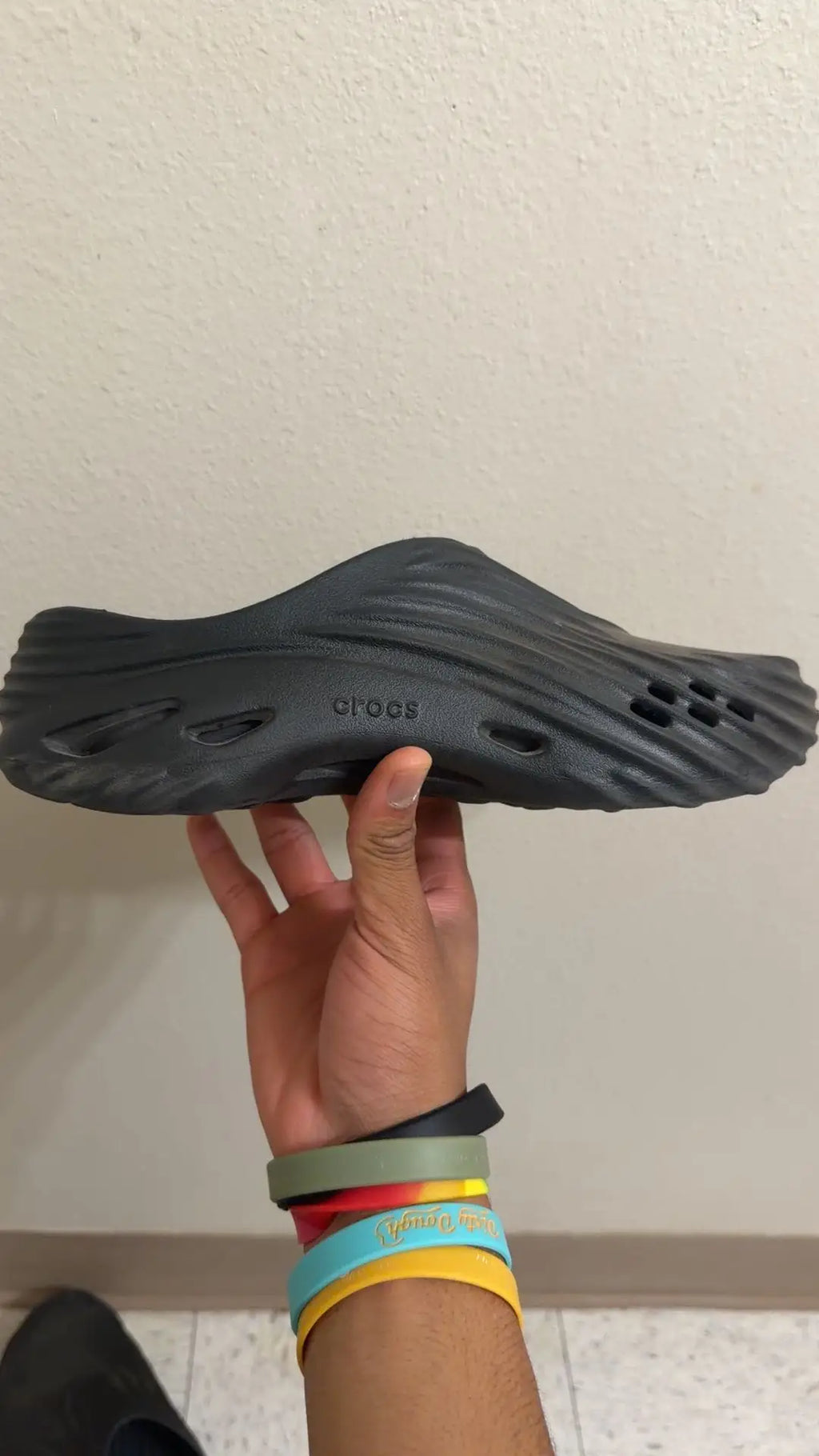 Crocs Adult Echo Wave Clogs