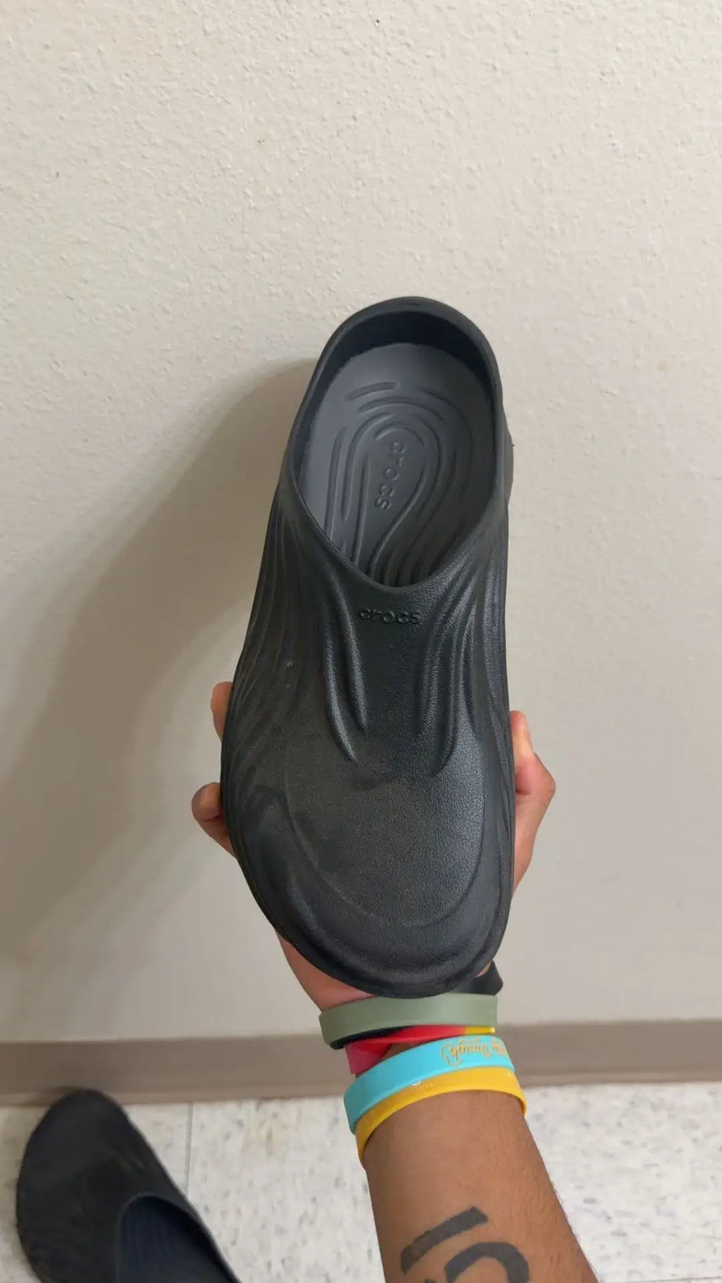 Crocs Adult Echo Wave Clogs